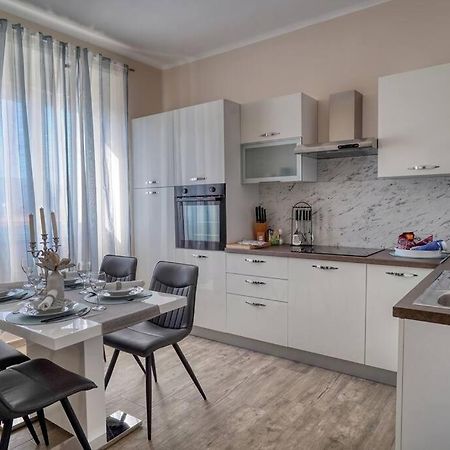 Cozy Modern Apartment Rijeka Bagian luar foto