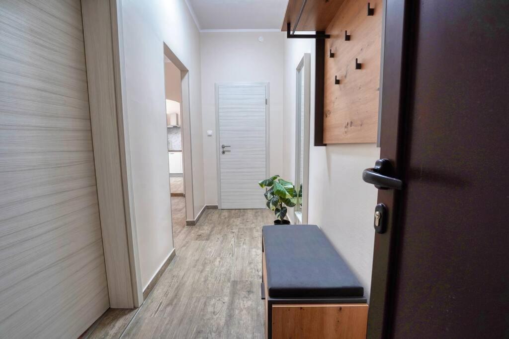 Cozy Modern Apartment Rijeka Bagian luar foto